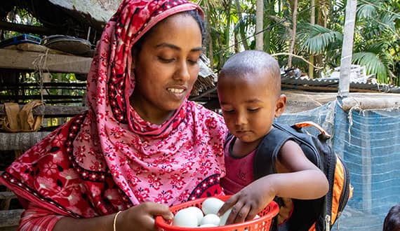 Case Study: Strengthening Farming and Nutrition Knowledge in Bangladesh