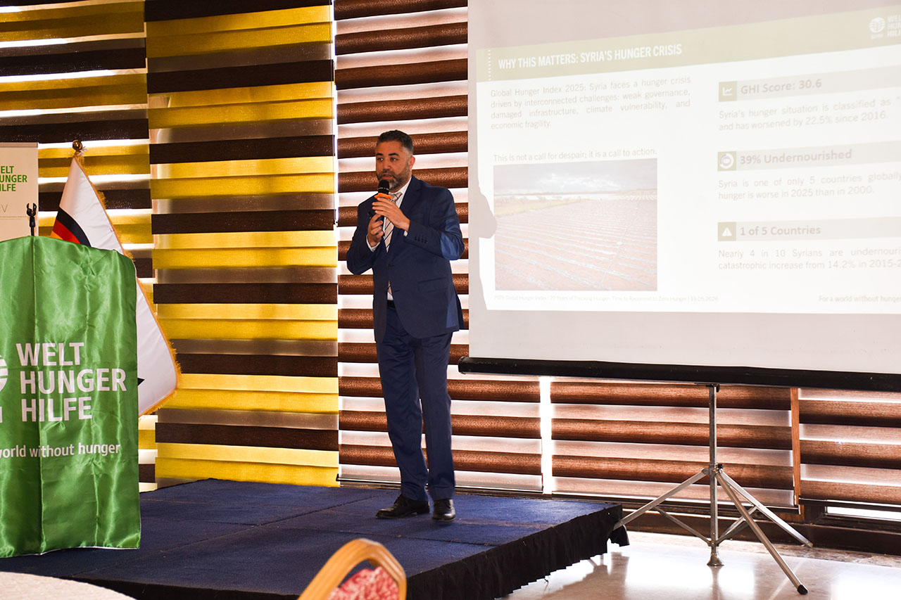 Mustafa Alloush, Program Manager at Orange Organization, presents the organization’s work on climate change and its impact on agriculture, highlighting efforts to support farmers and strengthen sustainable livelihoods. Photo: Tasneem Haimoud